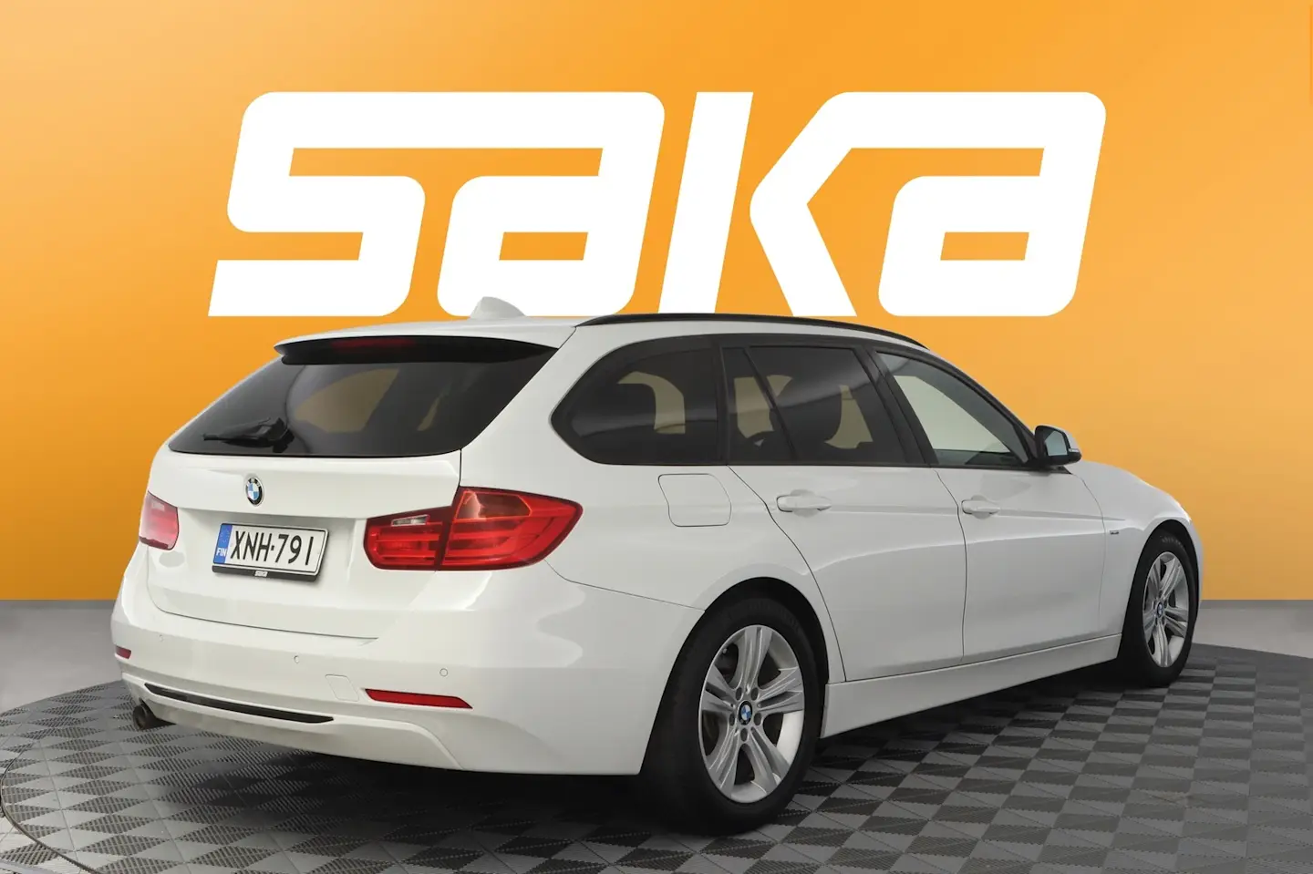 Car Image - 1hXmMYF85YESook5btj8TR