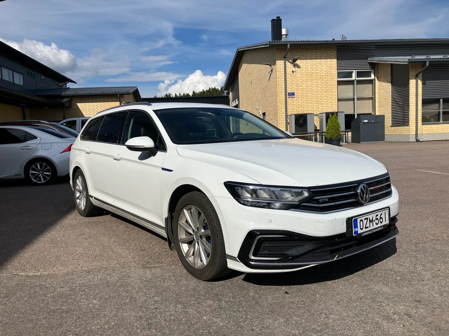 Car Image - 3D315x0xVUS9gZc26x3CXW