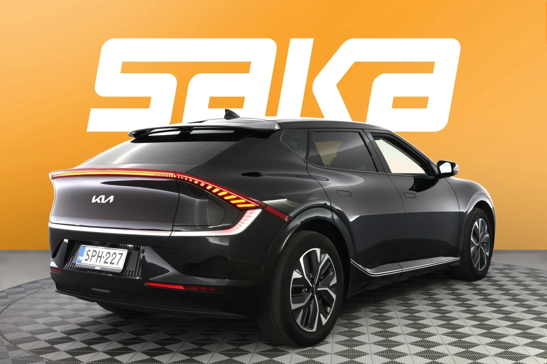 Car Image - 7dlRvPrdwbpA96CVTrxhT9