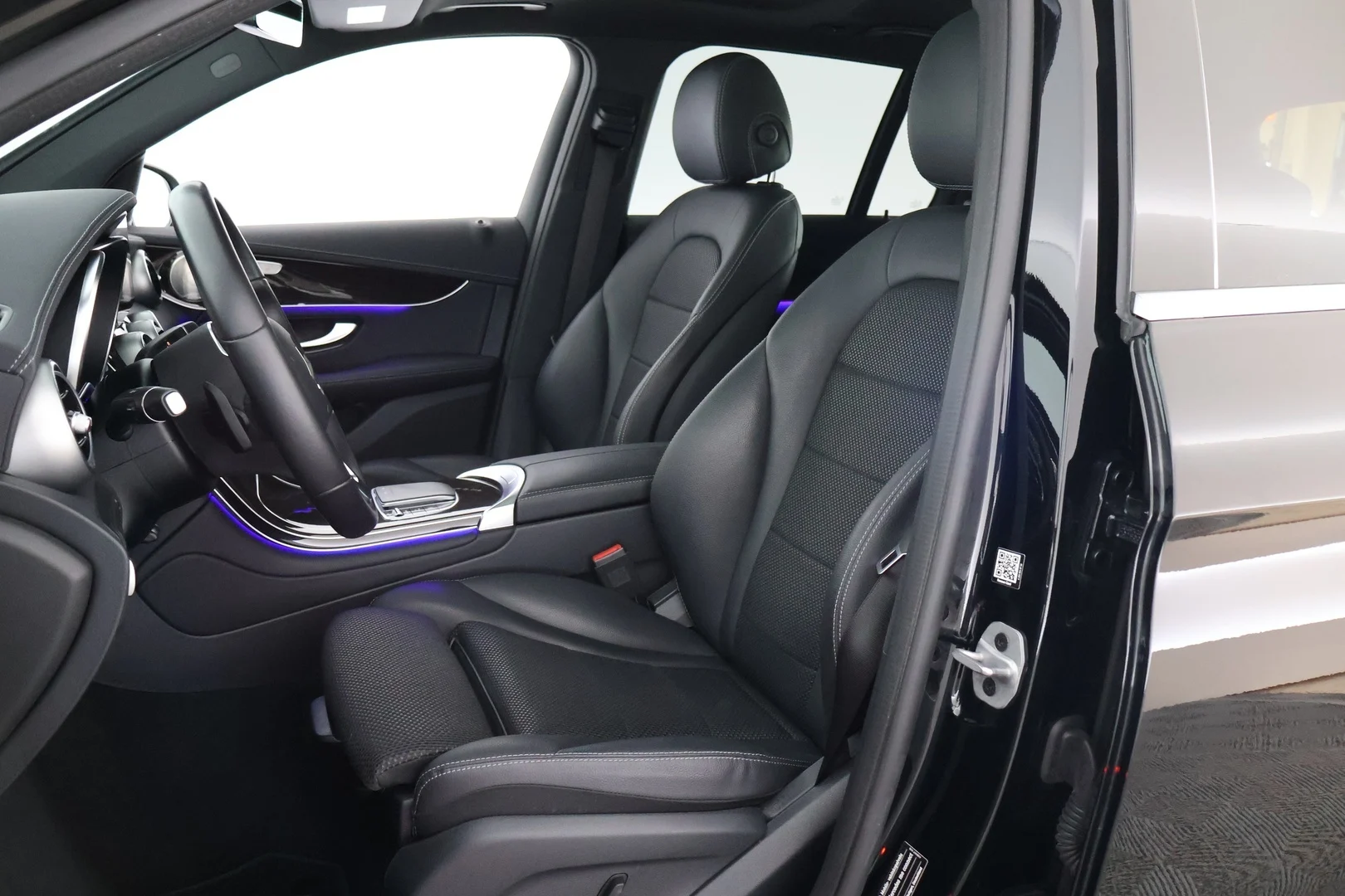 Car Image - 1hEBRstgkKmMHtZzGB8ms9
