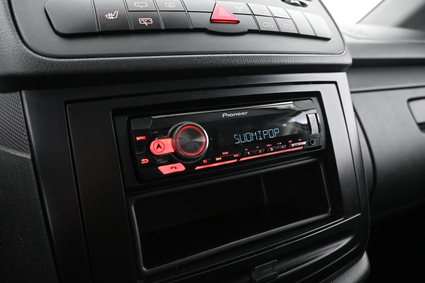 Car Image - 6jH0OLxP9HXDXv2yn1zeo8