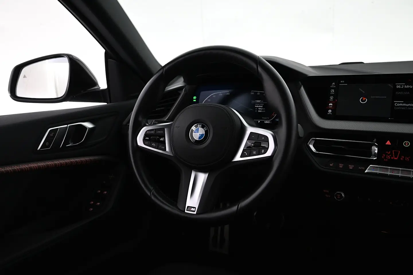 Car Image - 3cjM8sbgLXlZoz8ihgNAju