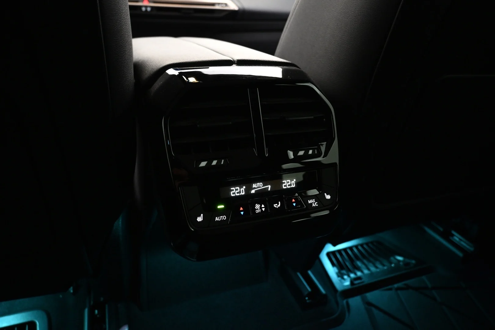 Car Image - 4abqGdMRsVcAjWln3XlB3M