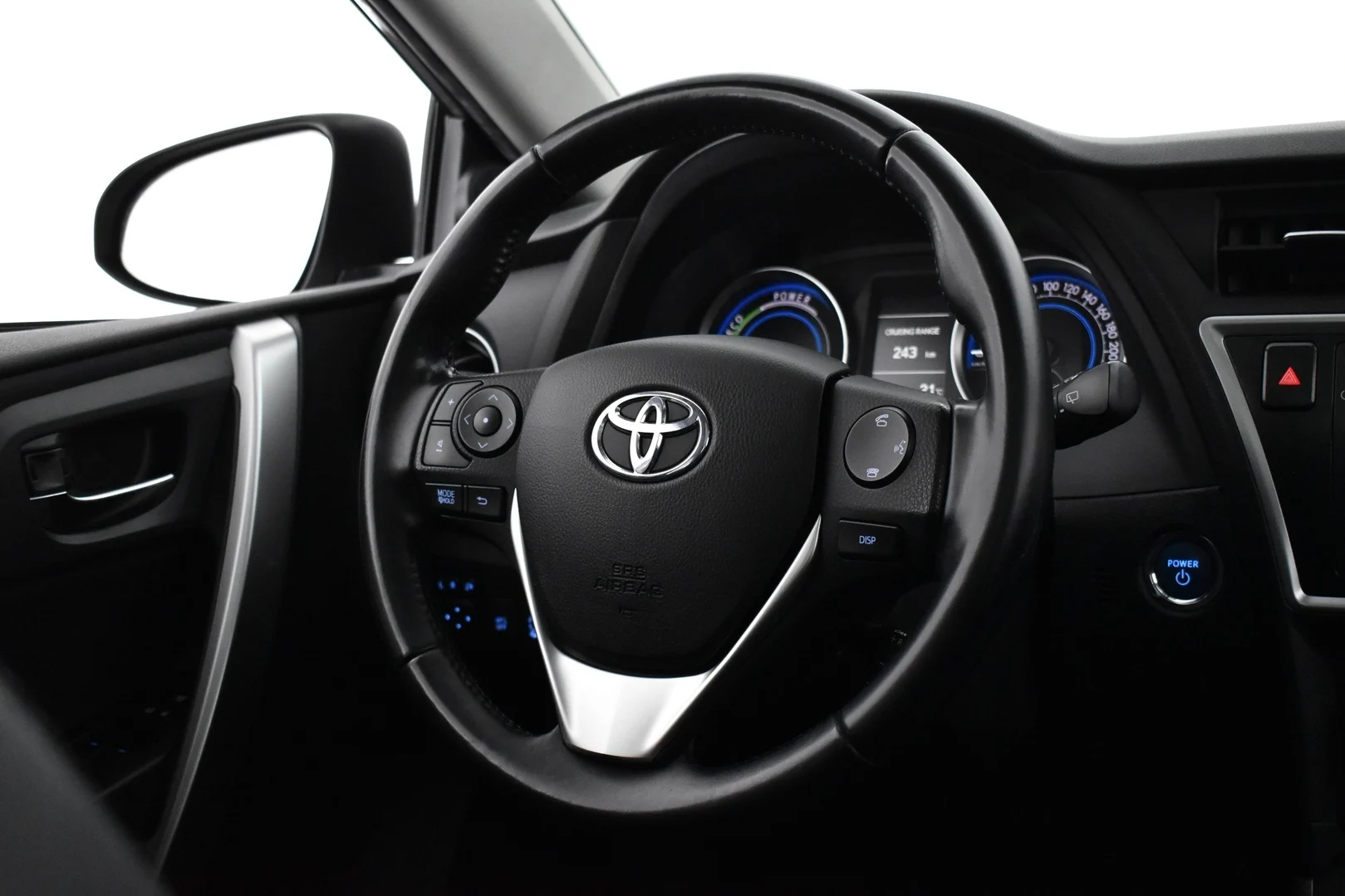 Car Image - 5xqhFfPCgERroUhwdKmFej