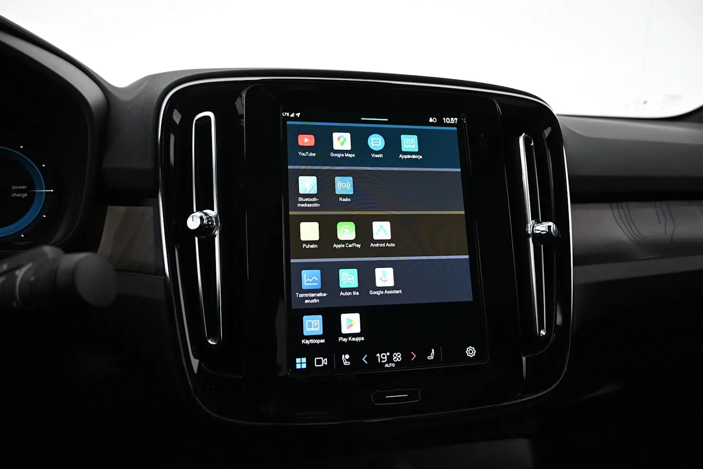 Car Image - 6UKbuzITK4E8LCB9dkqlAw