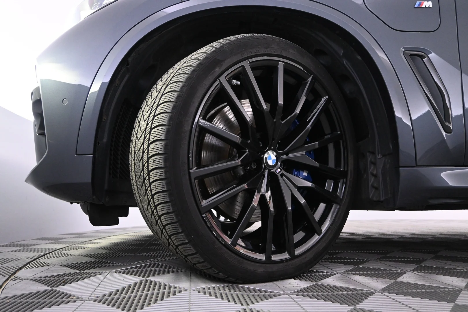Car Image - 5kEId7ebCWwMNjn6fxMHky