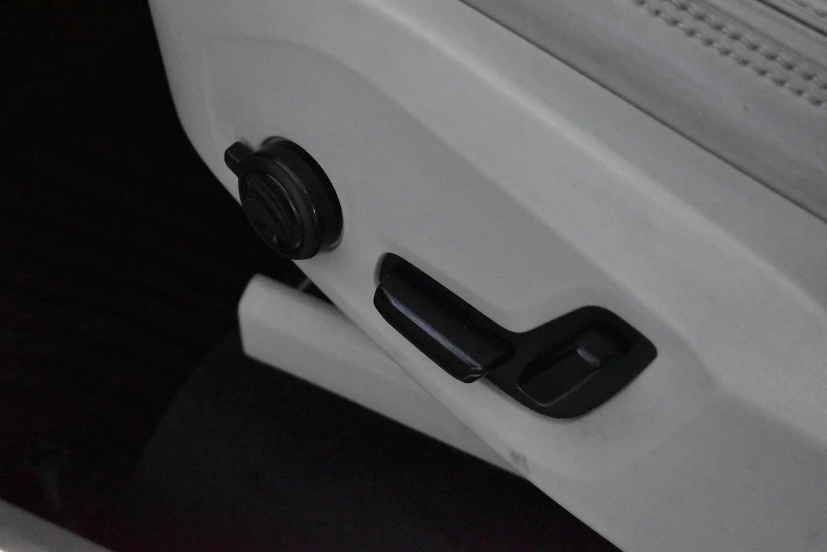 Car Image - z51cht9PwUayRfCMKaHQ3