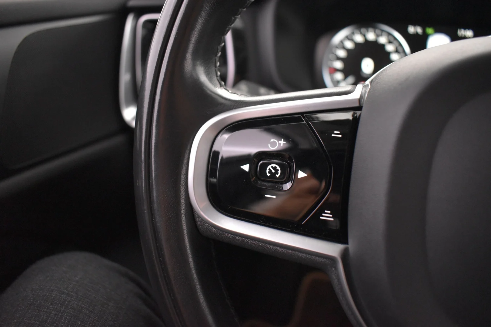 Car Image - 5zwhl3zD3qGCkoJwvym6DA