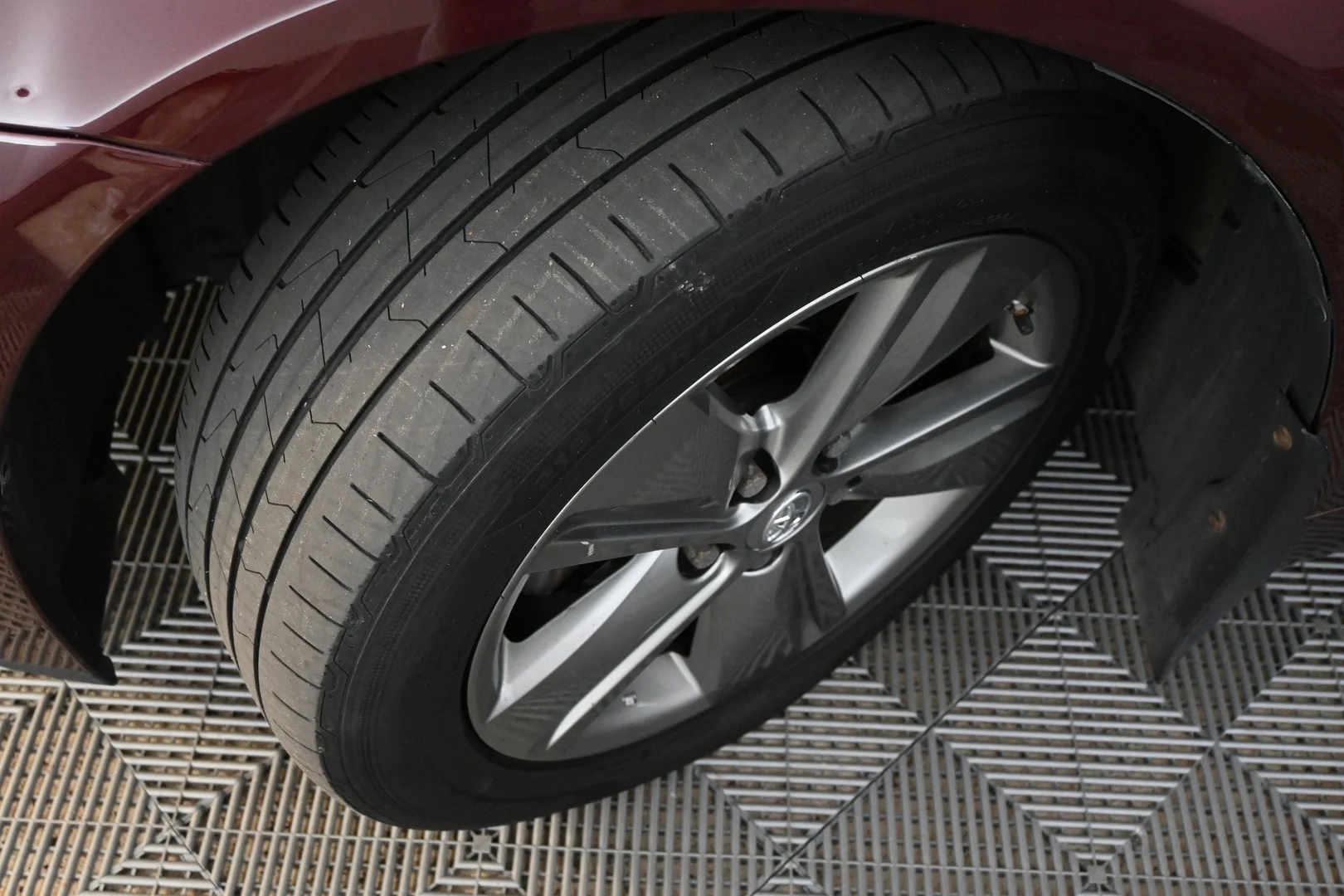 Car Image - 59WjsCGfP1CTttwsp91l0t