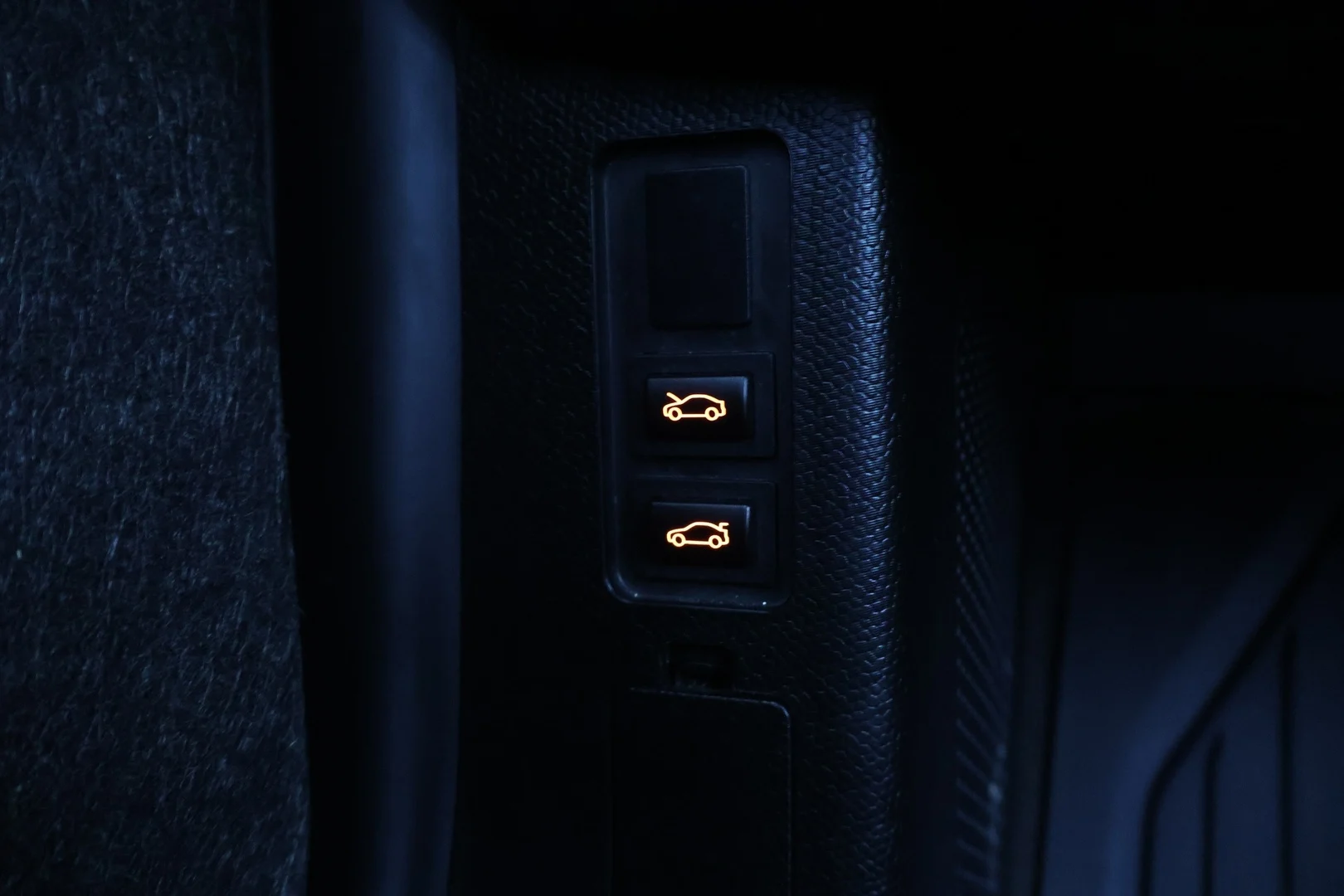 Car Image - 4914r7kvcLmcNP4Uvdiw6r