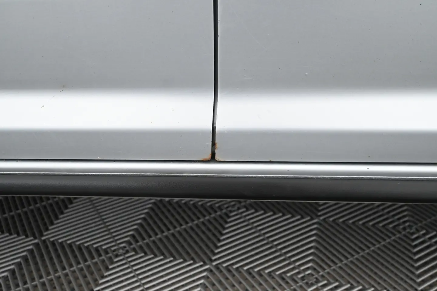 Car Image - 24NmHhuesj7T4FpWhgPRqR