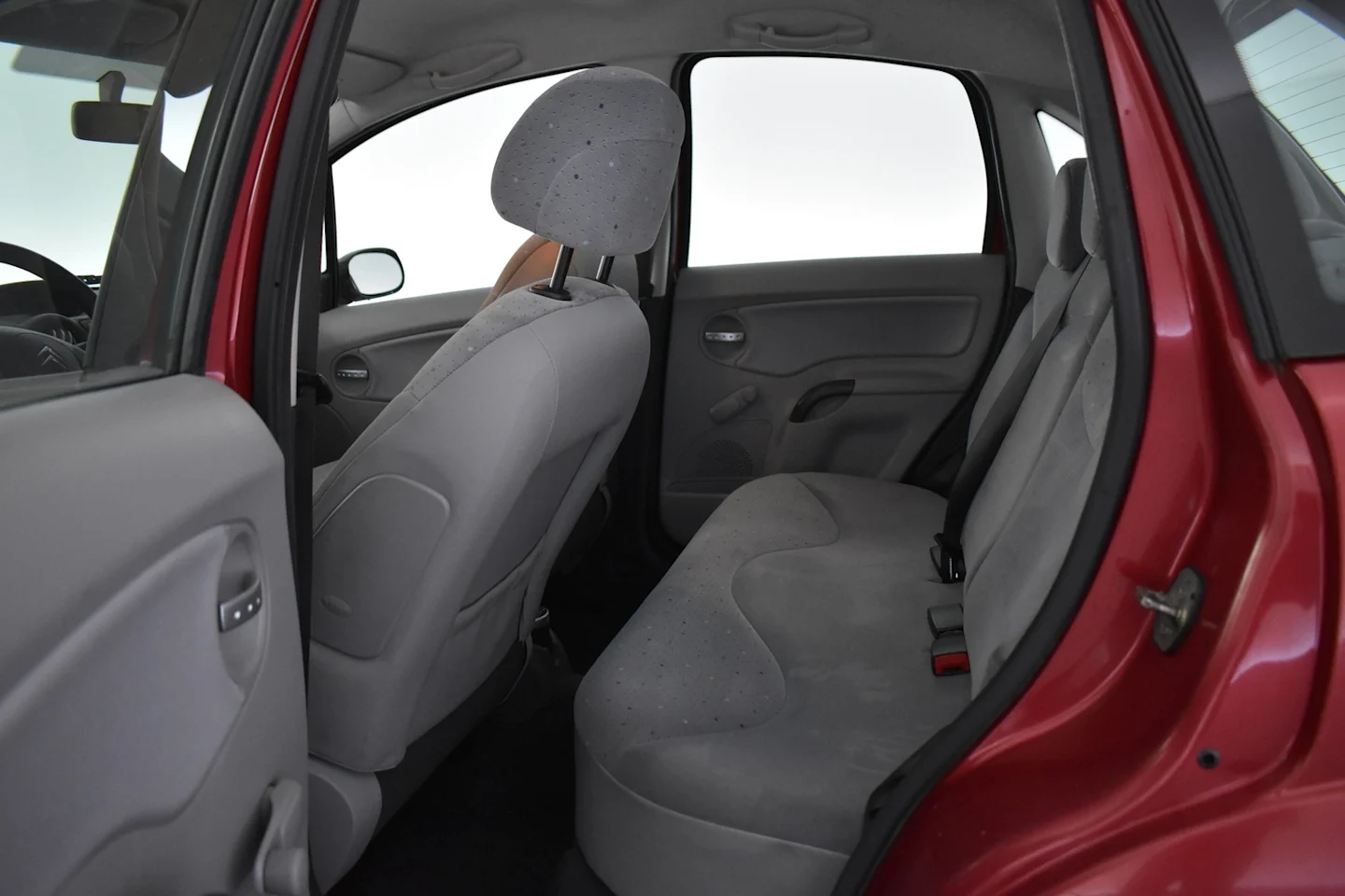 Car Image - 2baX82Auo81UQW3xoOUxxT