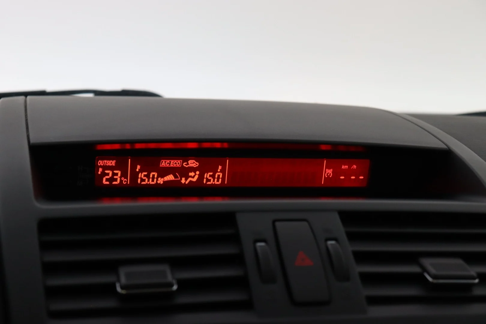 Car Image - 2PR89tnD9Ifop46yZSgsuf