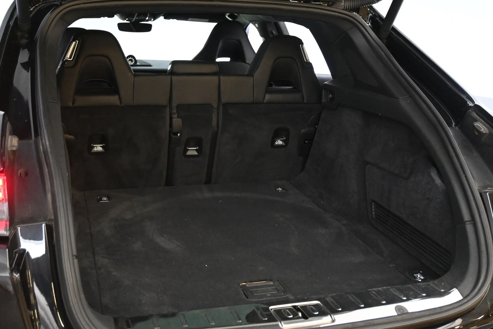 Car Image - 2QdnSHVkoVMx713pyMq5BB