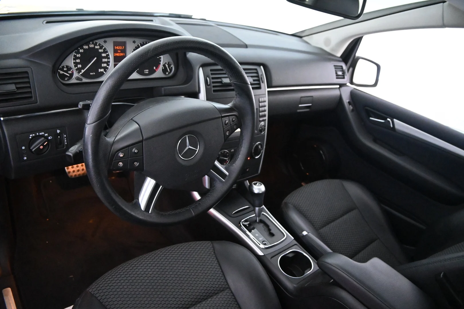 Car Image - 5FVpvTQEGDXLWurnyleZp9