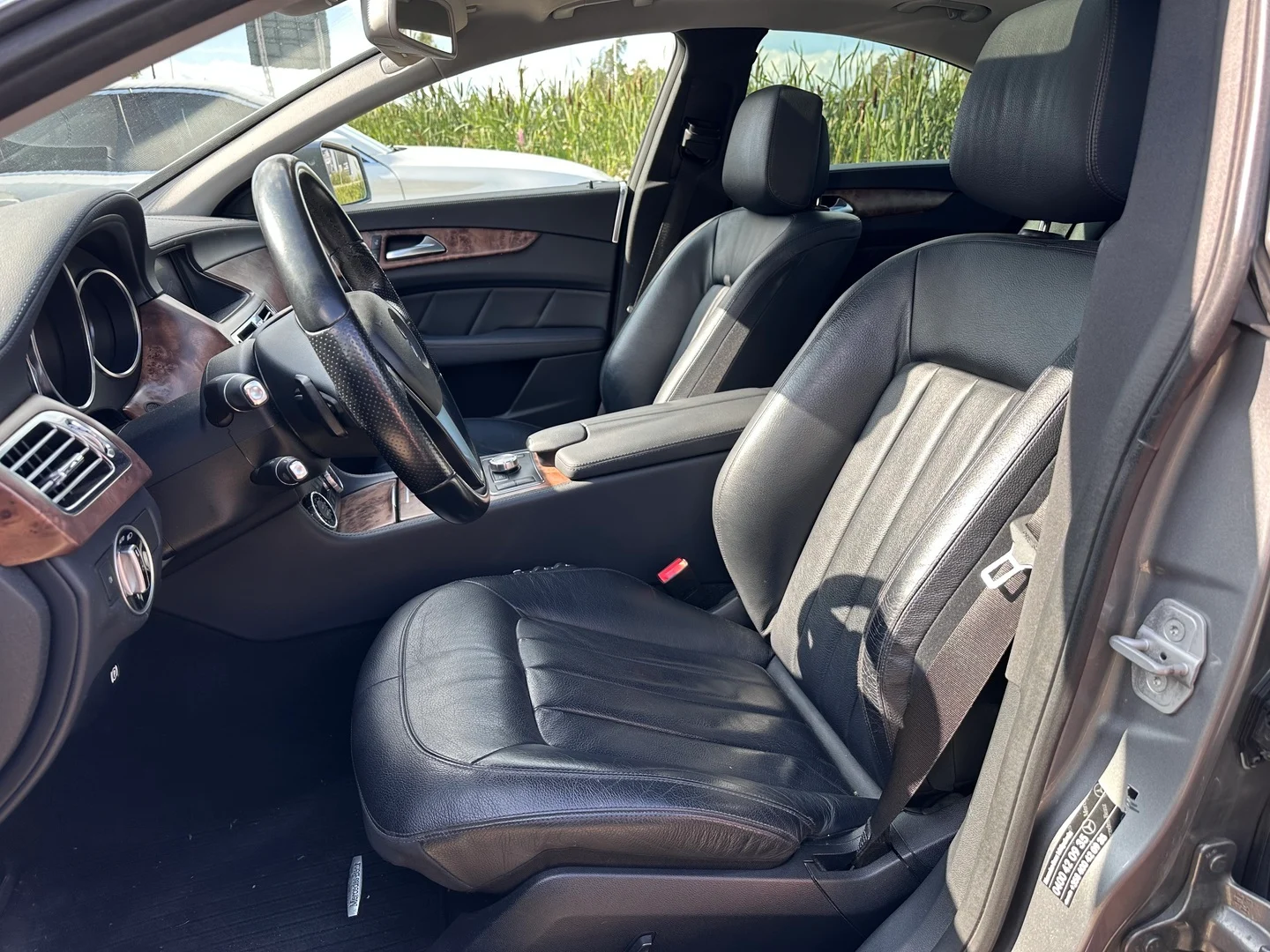 Car Image - 39i8bmfpGG72rltwjyVeV7