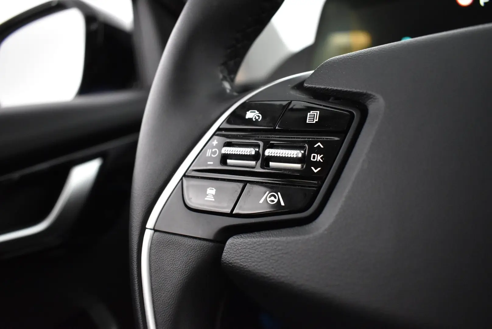 Car Image - 4996wojcpXLcSt1pqvHCsY