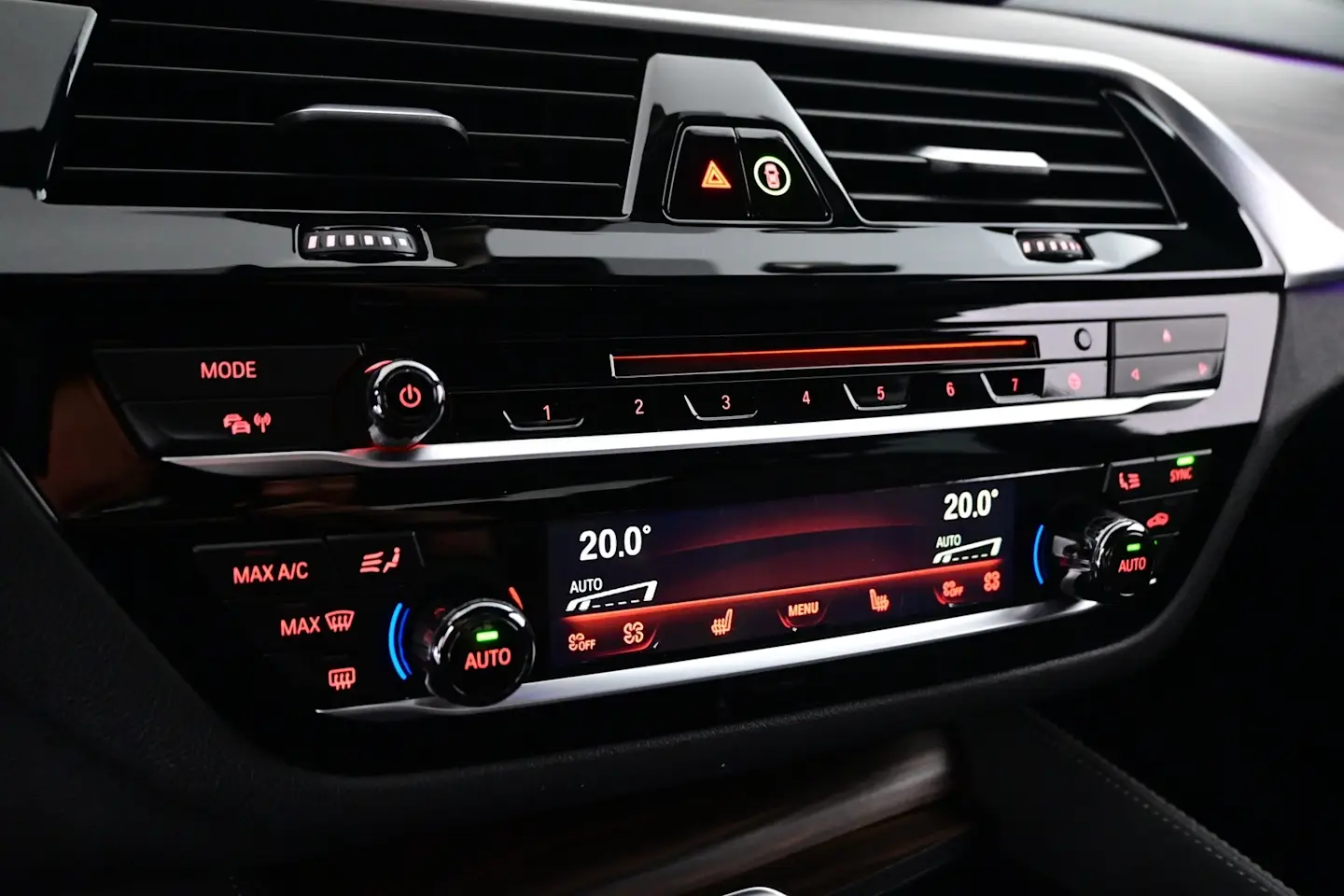 Car Image - 1AsK9Fc43rqOyH8EDmQ0JI