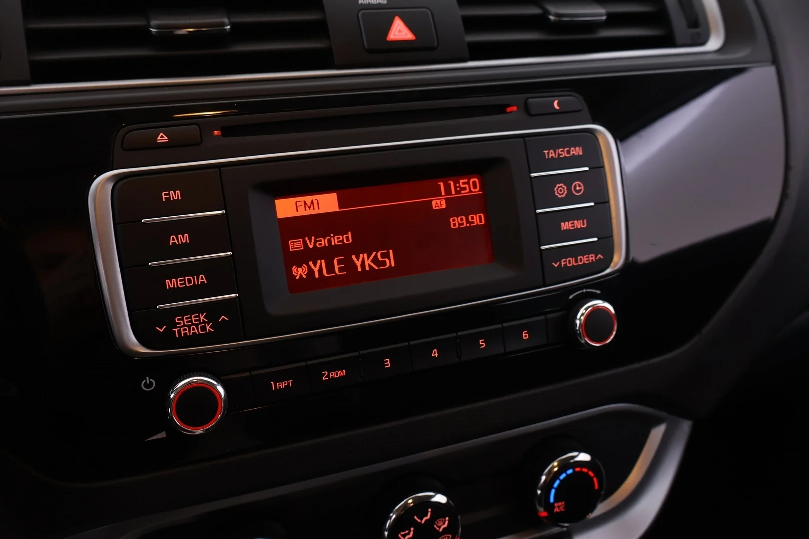 Car Image - 20EQLr3wJFuEdHnRezTPSs