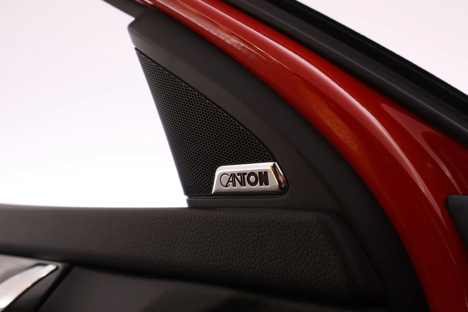 Car Image - 3tC5jKnGxh7WOO91jIADQv
