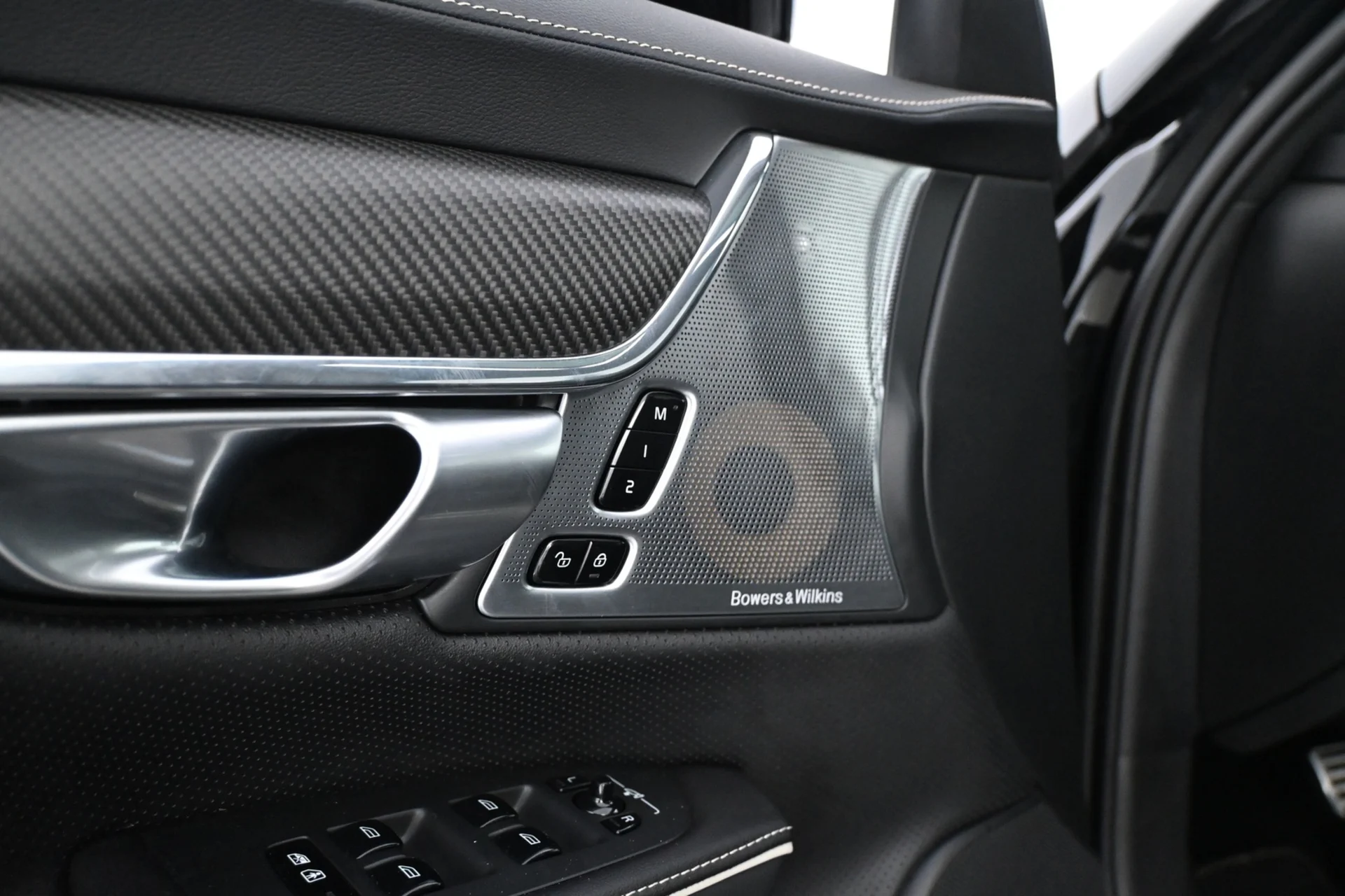 Car Image - STT4Vpdr0O9d0rA4ruG4g