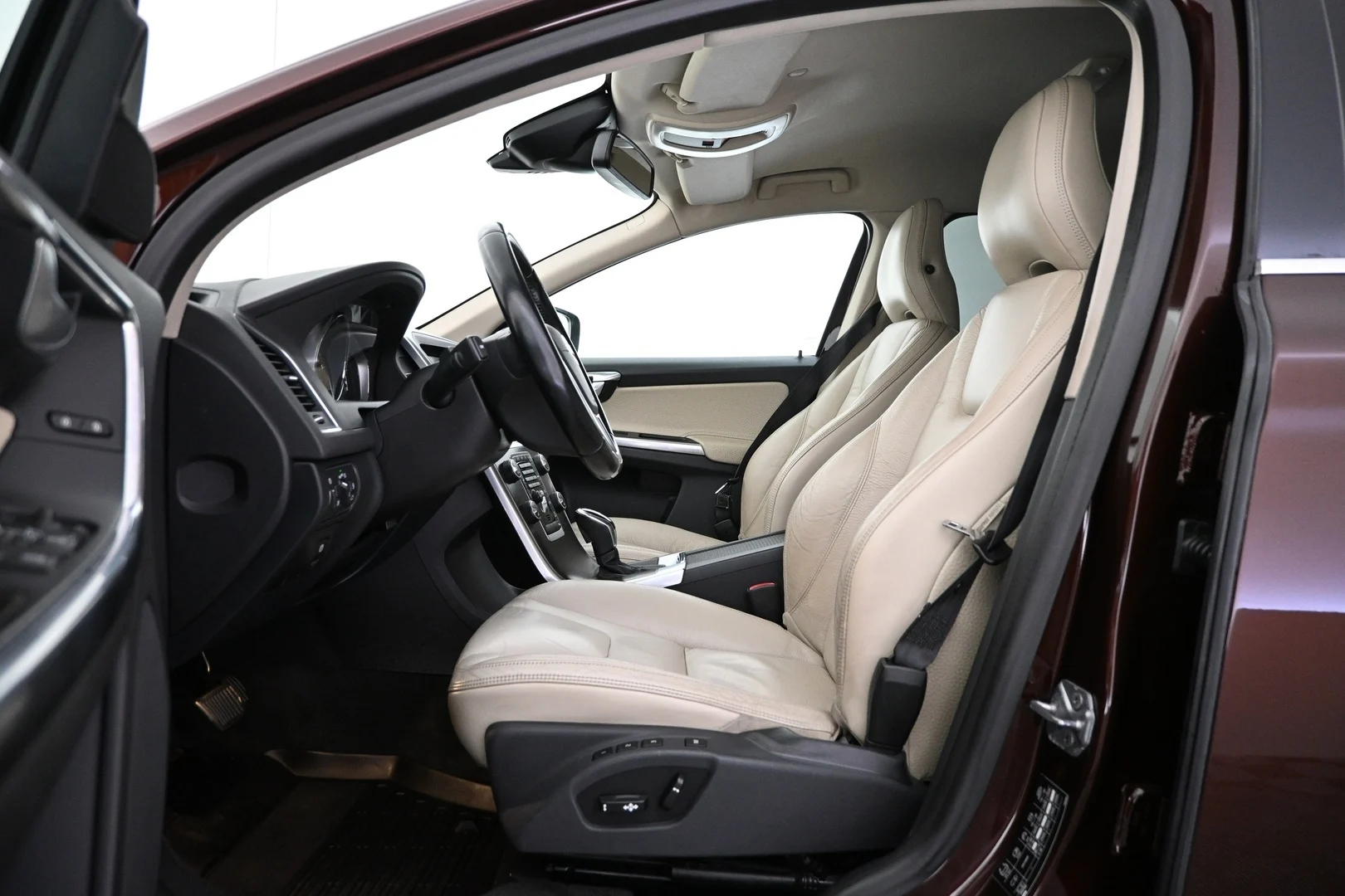 Car Image - yZ97Gexdjs631L4QV205M