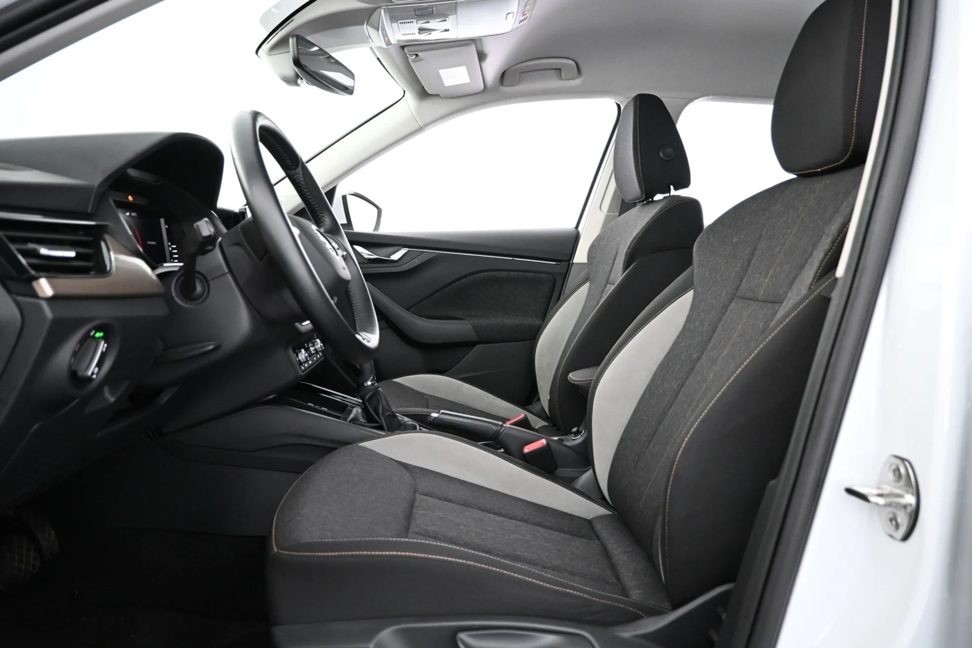 Car Image - 37KllYDqTfi5yZsFO46GZ7