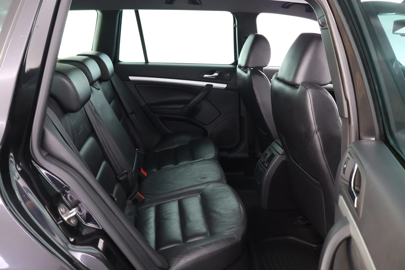Car Image - 50EbedQXgfQcSX0A80sJAs