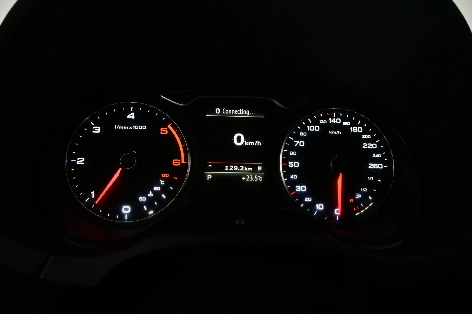 Car Image - fcLf4cOHPBOeLtnsmPOue