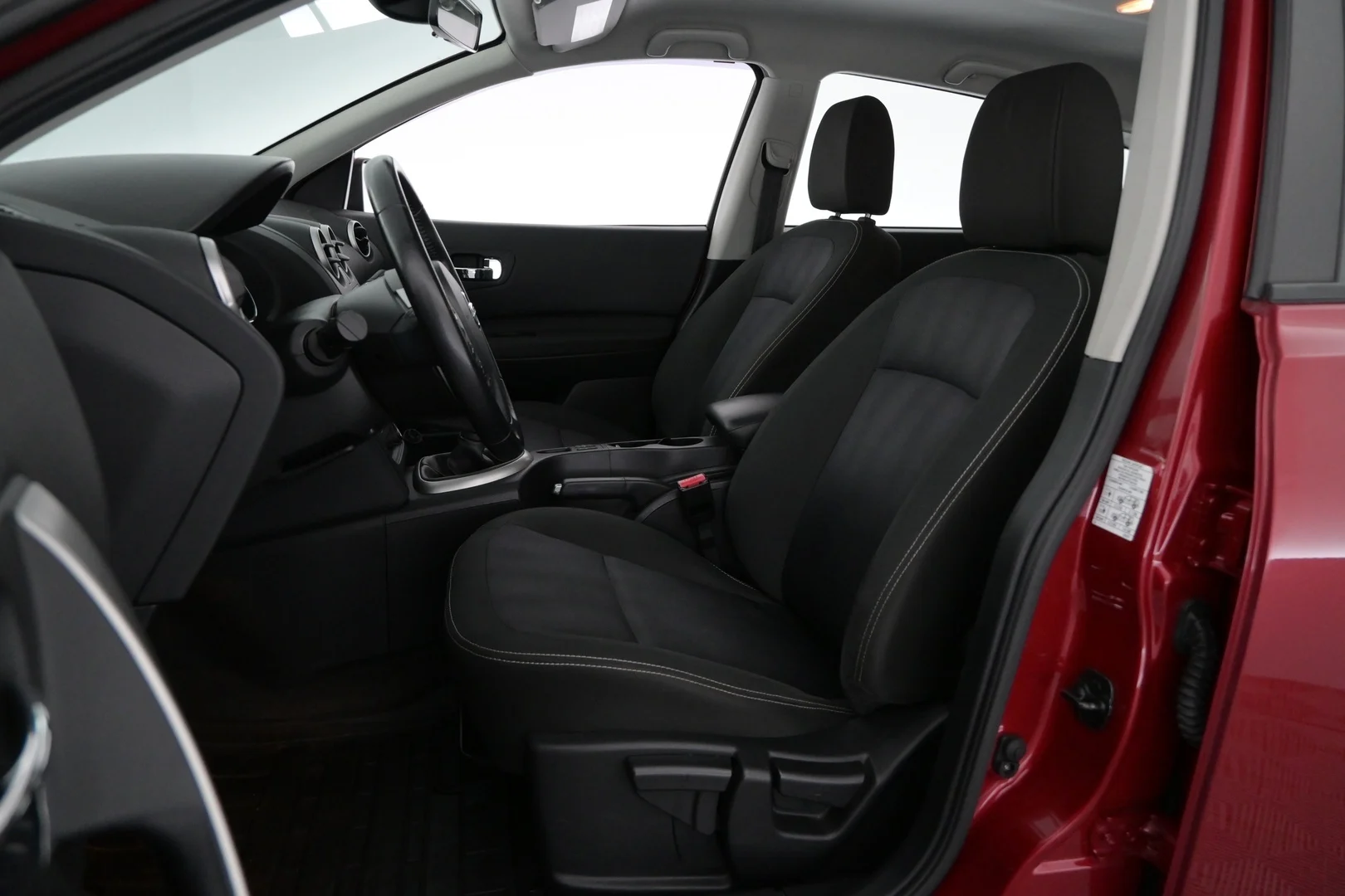 Car Image - 63SjYsyzon0sadtCWDQDKJ