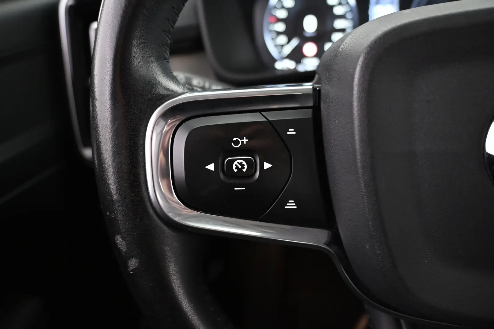 Car Image - 7jDtVyfYcLF7llFo3vfHBZ