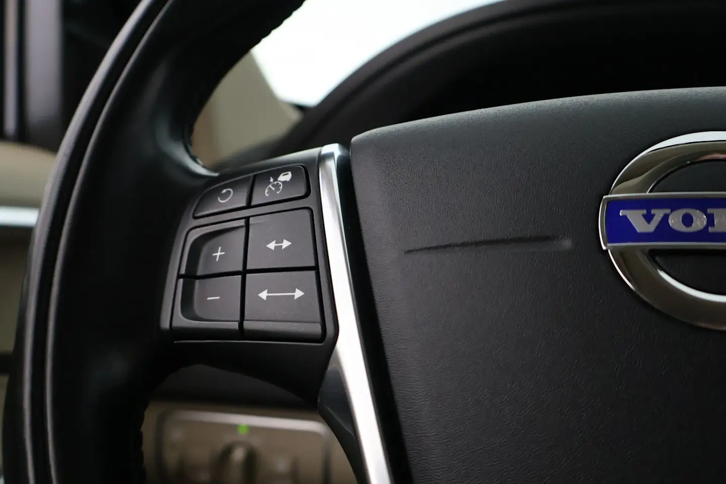 Car Image - 7uO7WNwBTanM1xSYvMFnpk