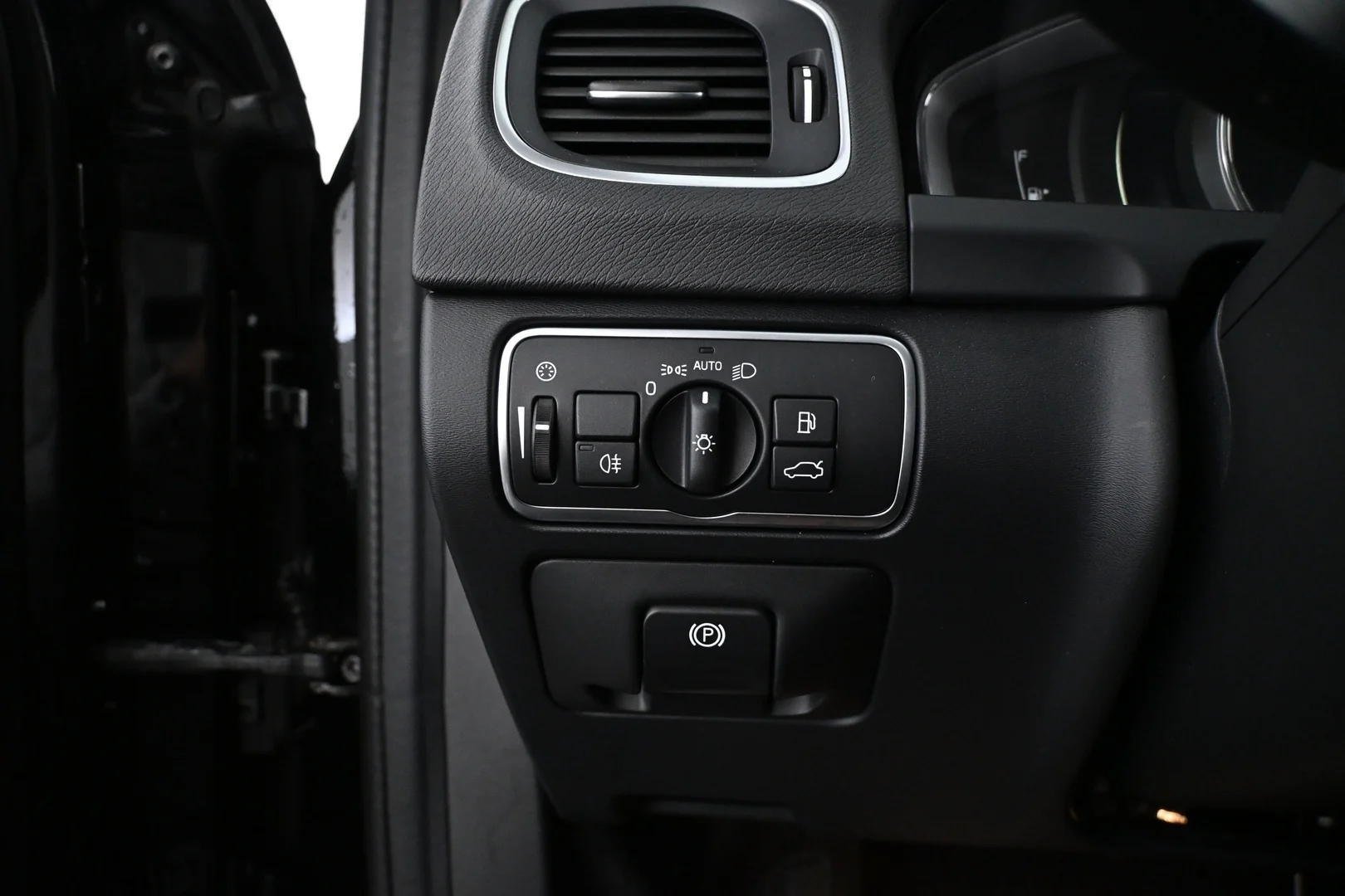 Car Image - 1cgez04vrViVMpAU36wZgG