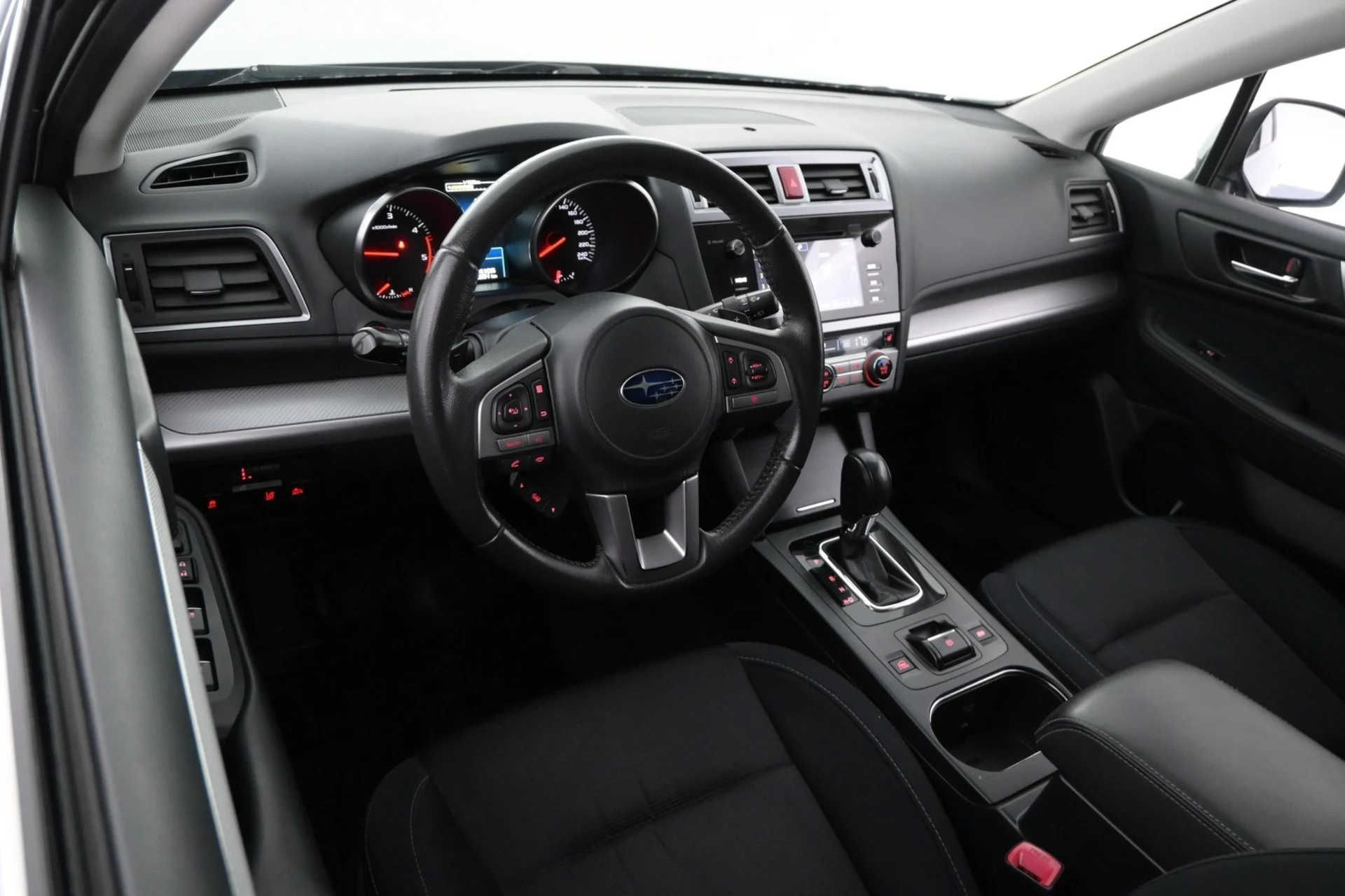 Car Image - 5ssXuSlRlMHUwwWb2qimY7