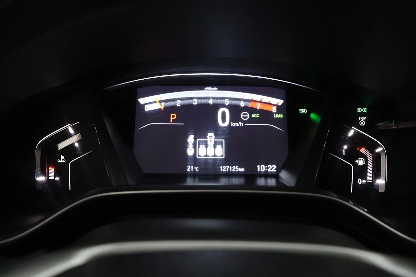 Car Image - 1hXmMYF85YESook5btj8TR