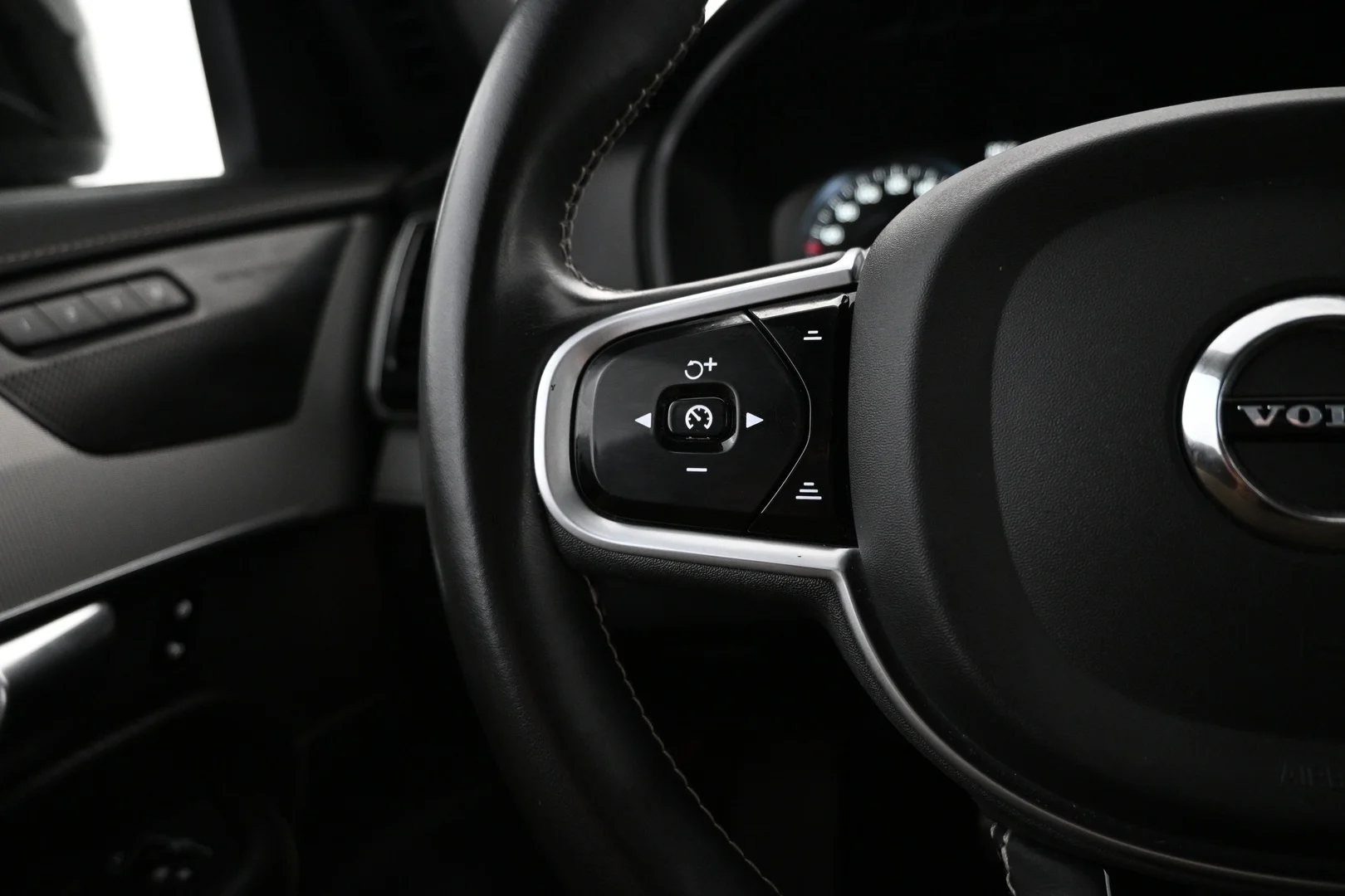 Car Image - 4CrrvUQD4BHvpGWRuPG5xR