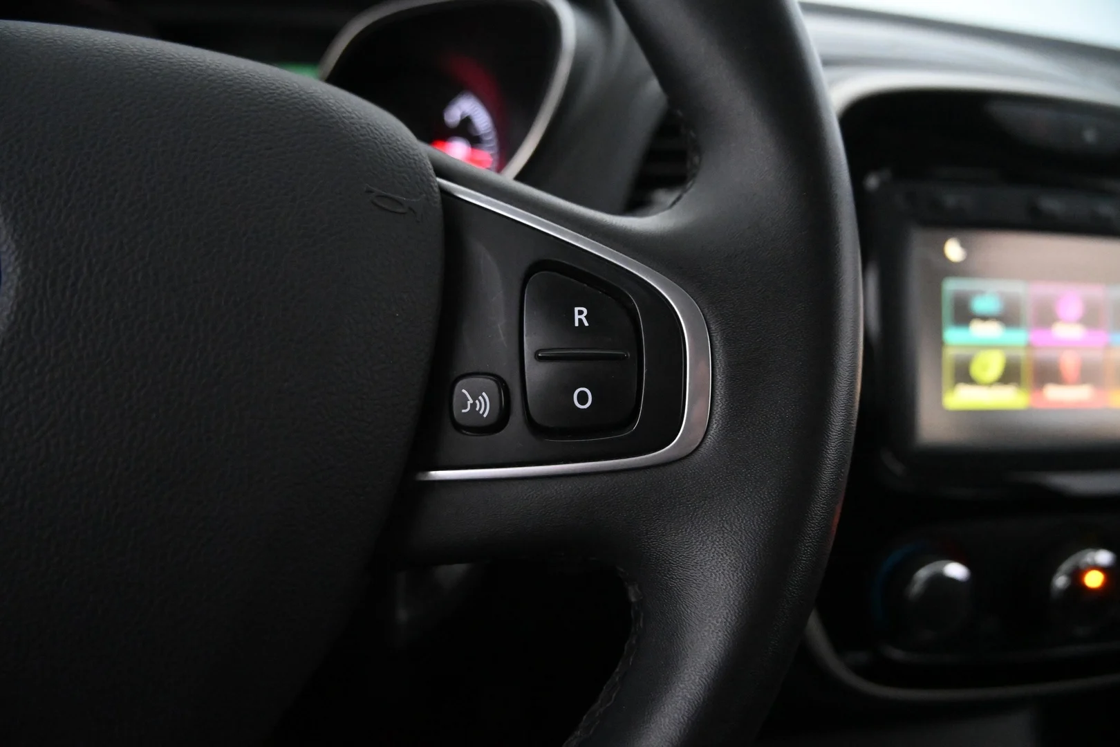 Car Image - 2hFym3oCFowRXxVlAqJPms