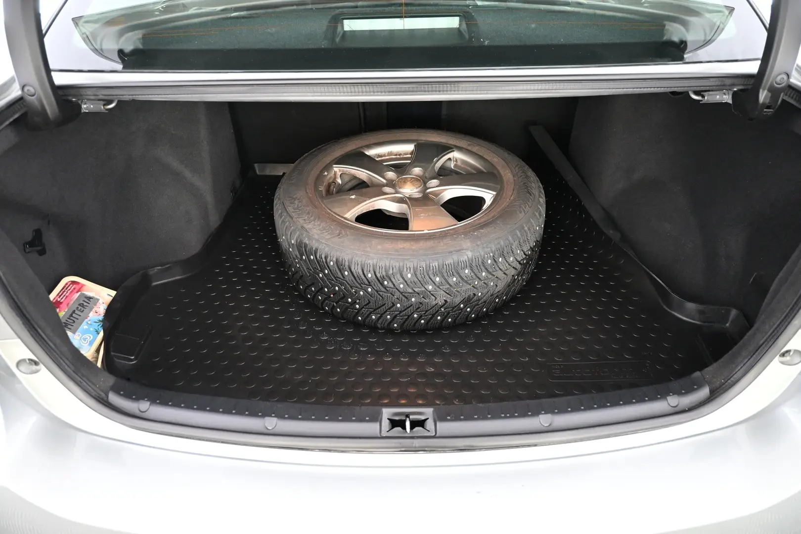 Car Image - 45VGcoE3J4cHOah2K0YQlv