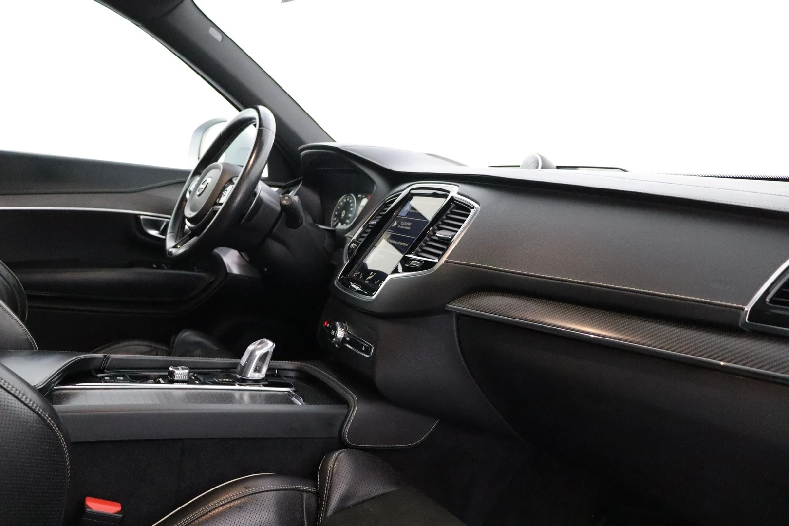 Car Image - 4fKc41533cI8DOs8DQBbdJ