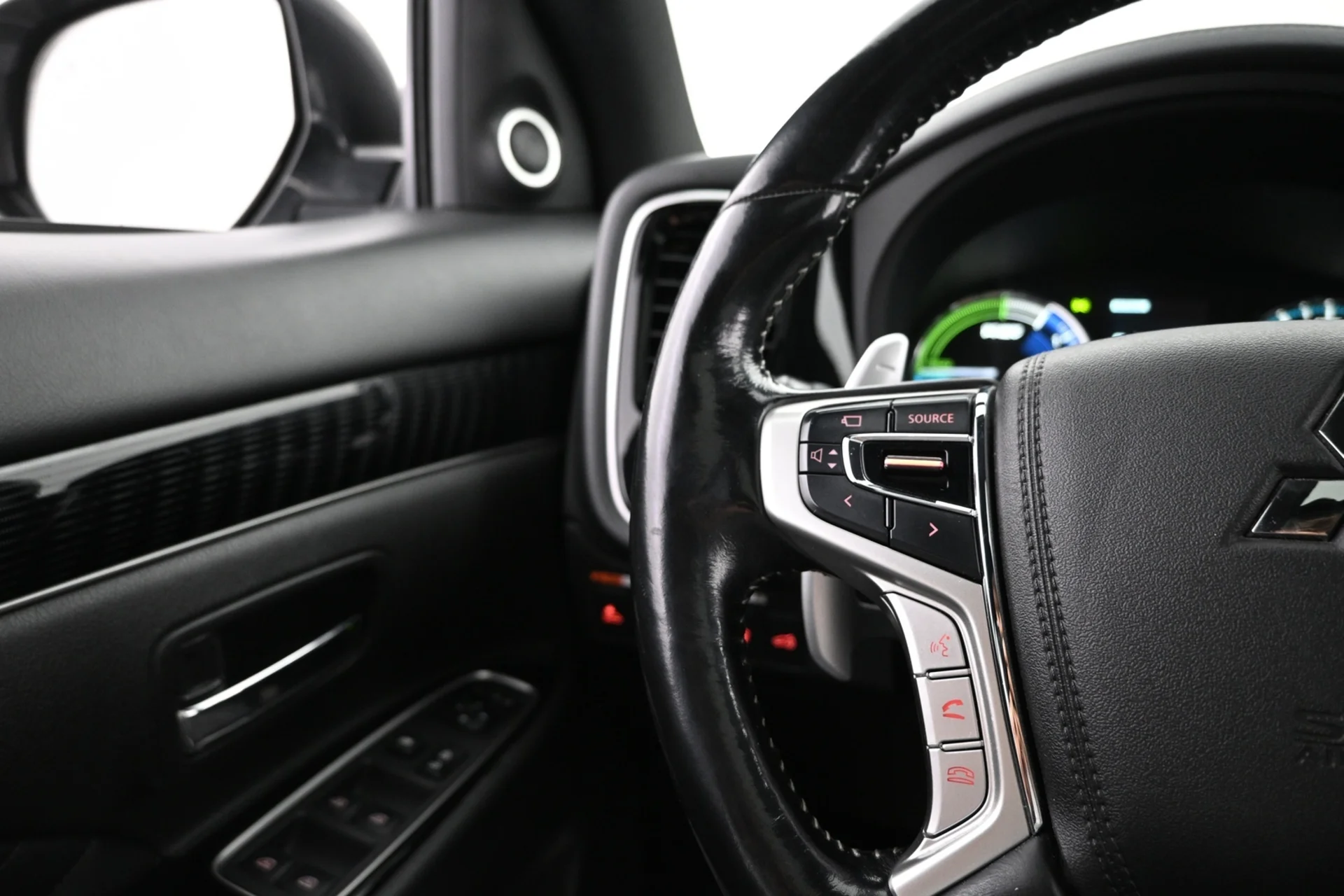 Car Image - 7HKvvT1TRC3IeInRk1IbCg