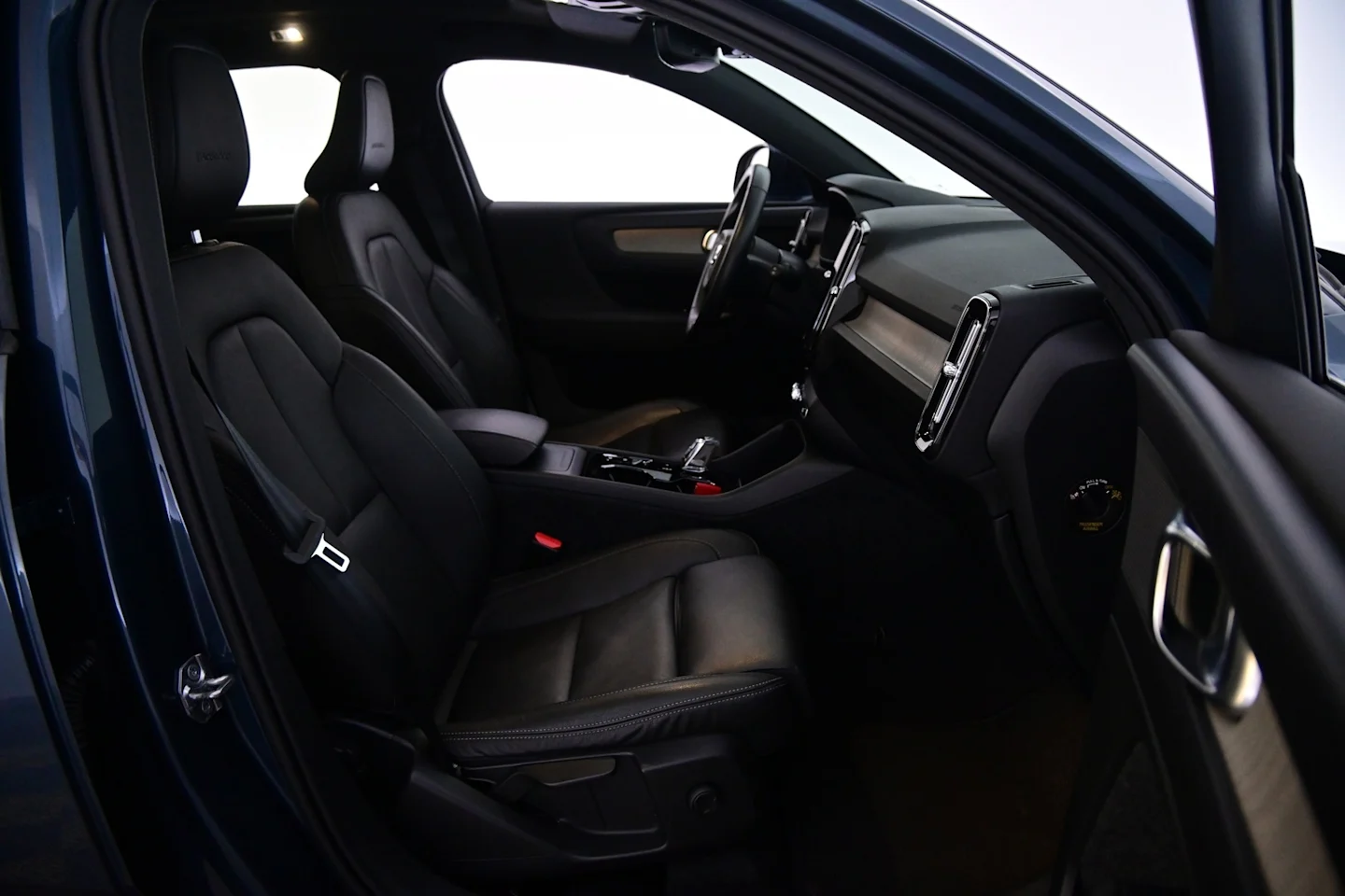 Car Image - 32QDzrarLenbHQuvJW6oJ0