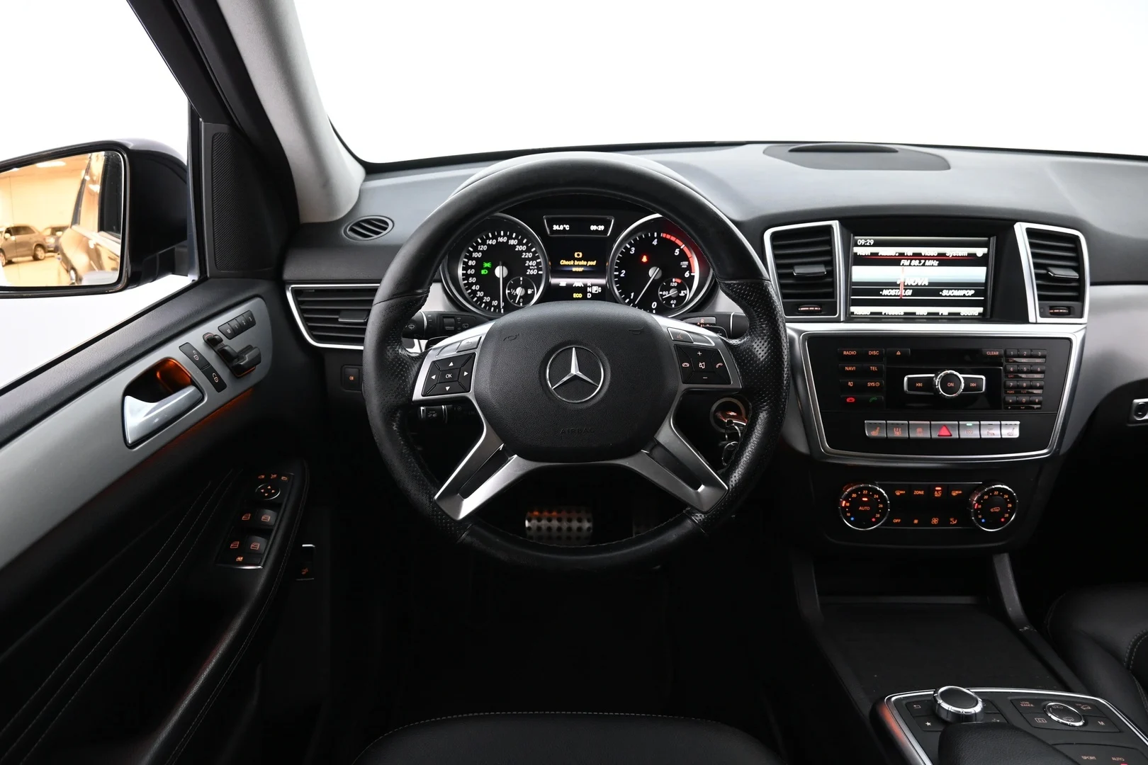 Car Image - 2eYDl3GLE6EOTe6HoSUlWb