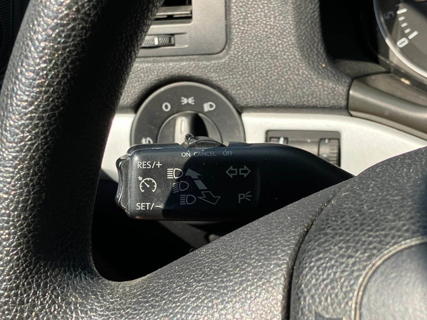 Car Image - 4cbowMGD1fyUdbJdkTmooI
