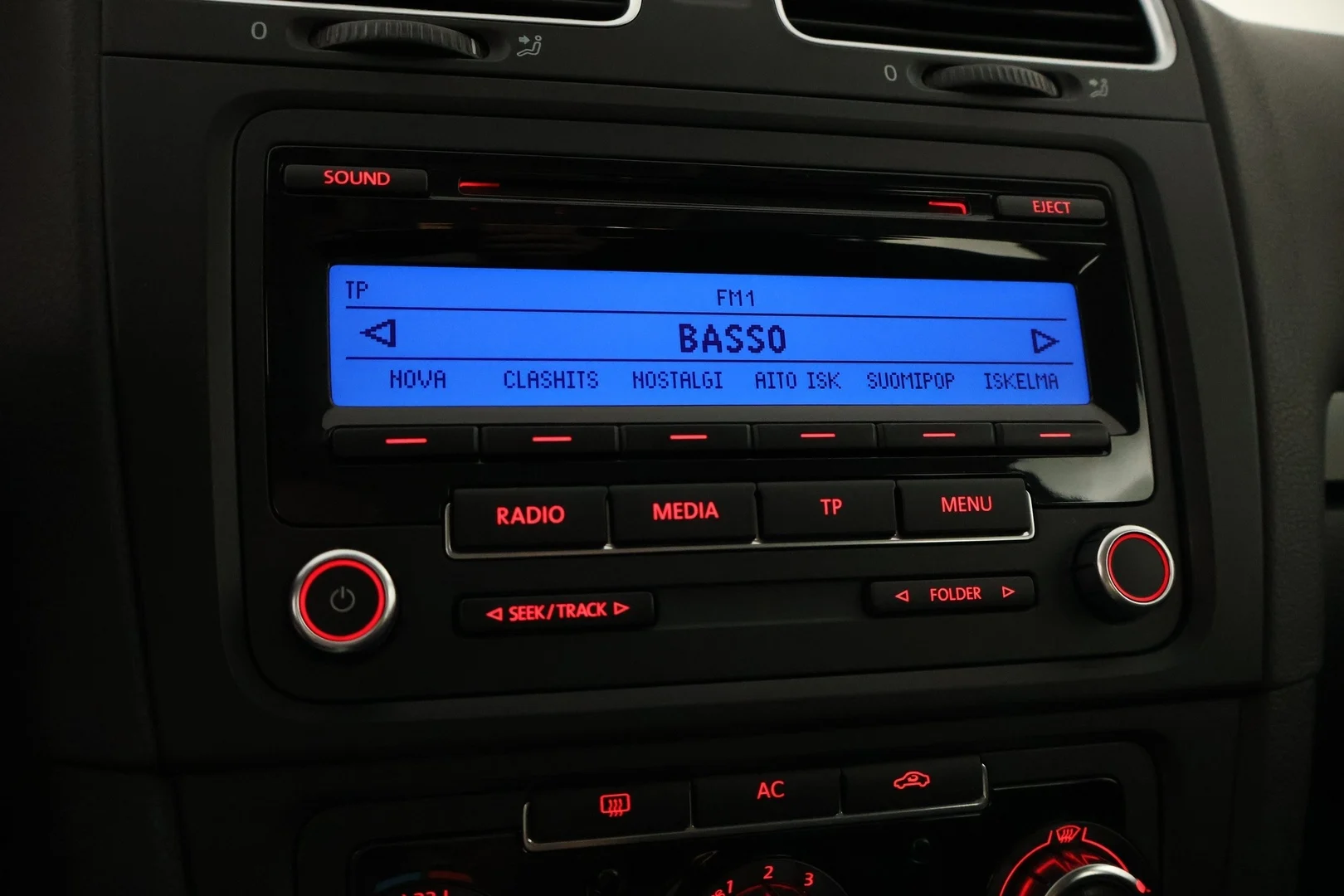 Car Image - 1xT4NYWlOSPLvOQvOzMCxe