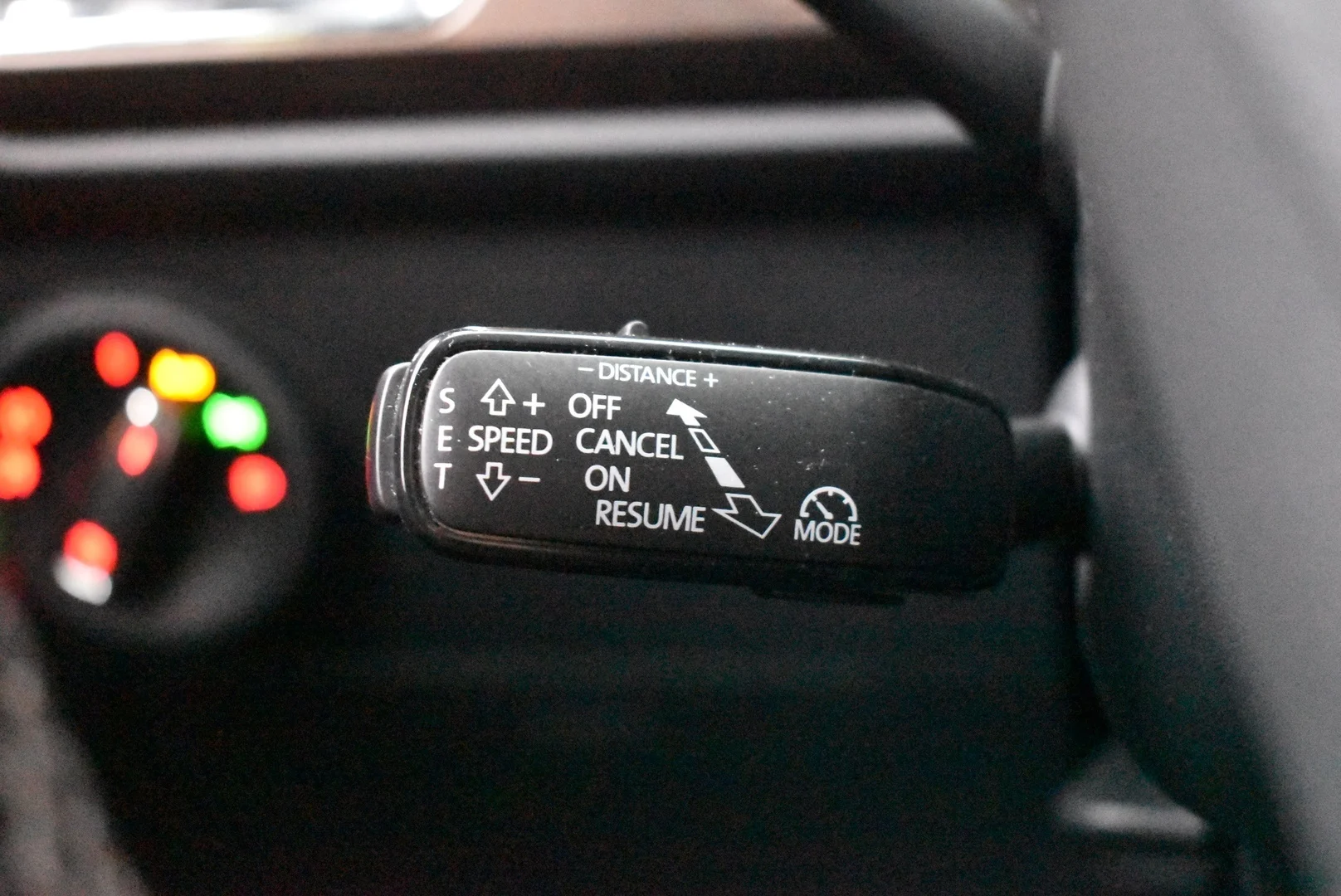 Car Image - 3B9nX9EcaVxU2ZPgLYl0Nb