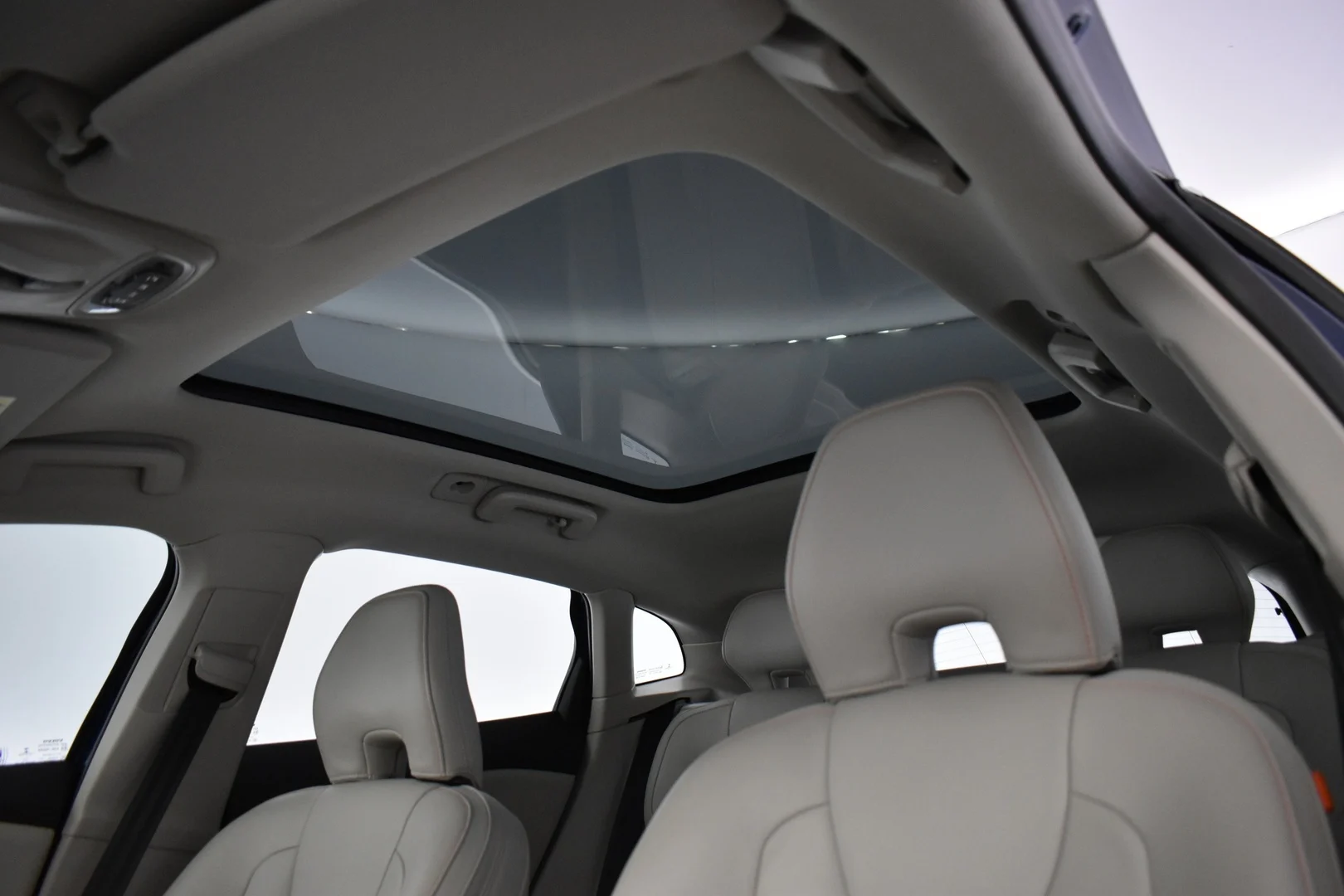 Car Image - 4lWsYOX30ykeoAOkCcSmOW