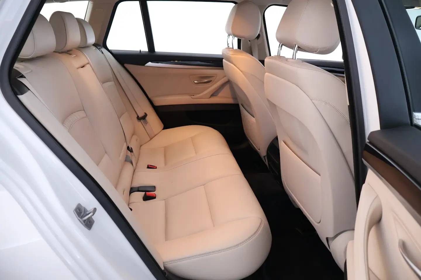 Car Image - 5GctCosmtK9qcgCEaqlxsj