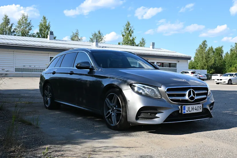 Mercedes-Benz E