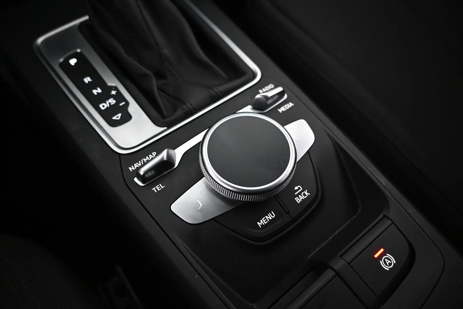 Car Image - 5QgoLNcioxKUQHyGHKXy4b