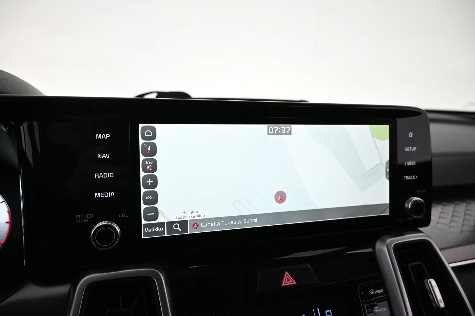 Car Image - 3P4PIMcS3LyDyEdvNjOeZu